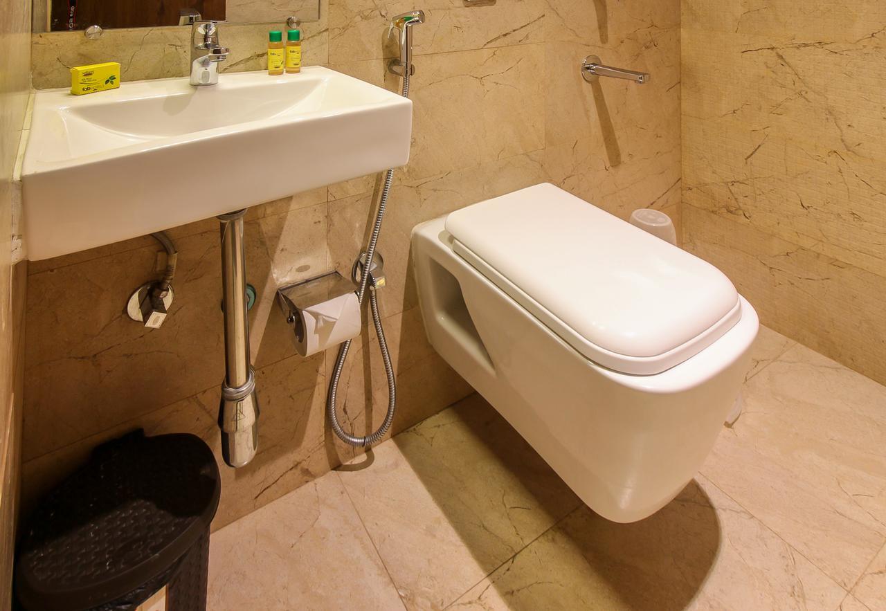 Fabexpress Adlon Andheri East Mumbai Eksteriør bilde