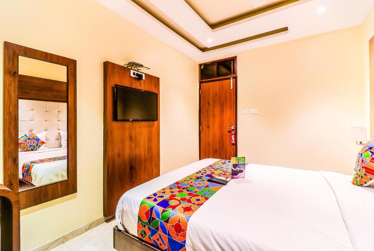 Fabexpress Adlon Andheri East Mumbai Eksteriør bilde
