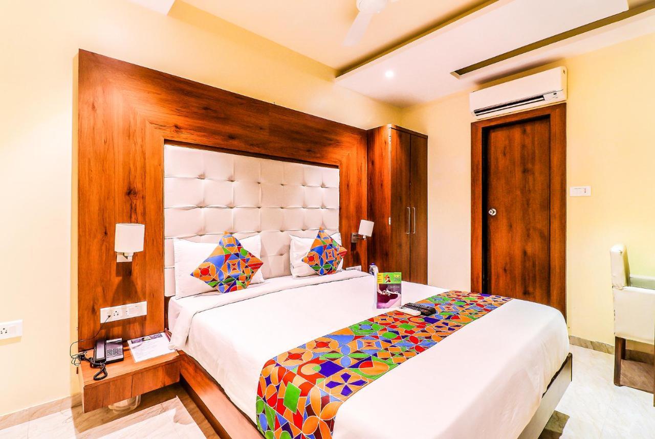 Fabexpress Adlon Andheri East Mumbai Eksteriør bilde